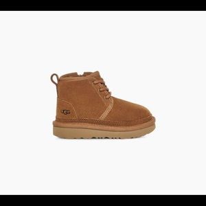 Toddler Ugg Neumel II Boots size 11